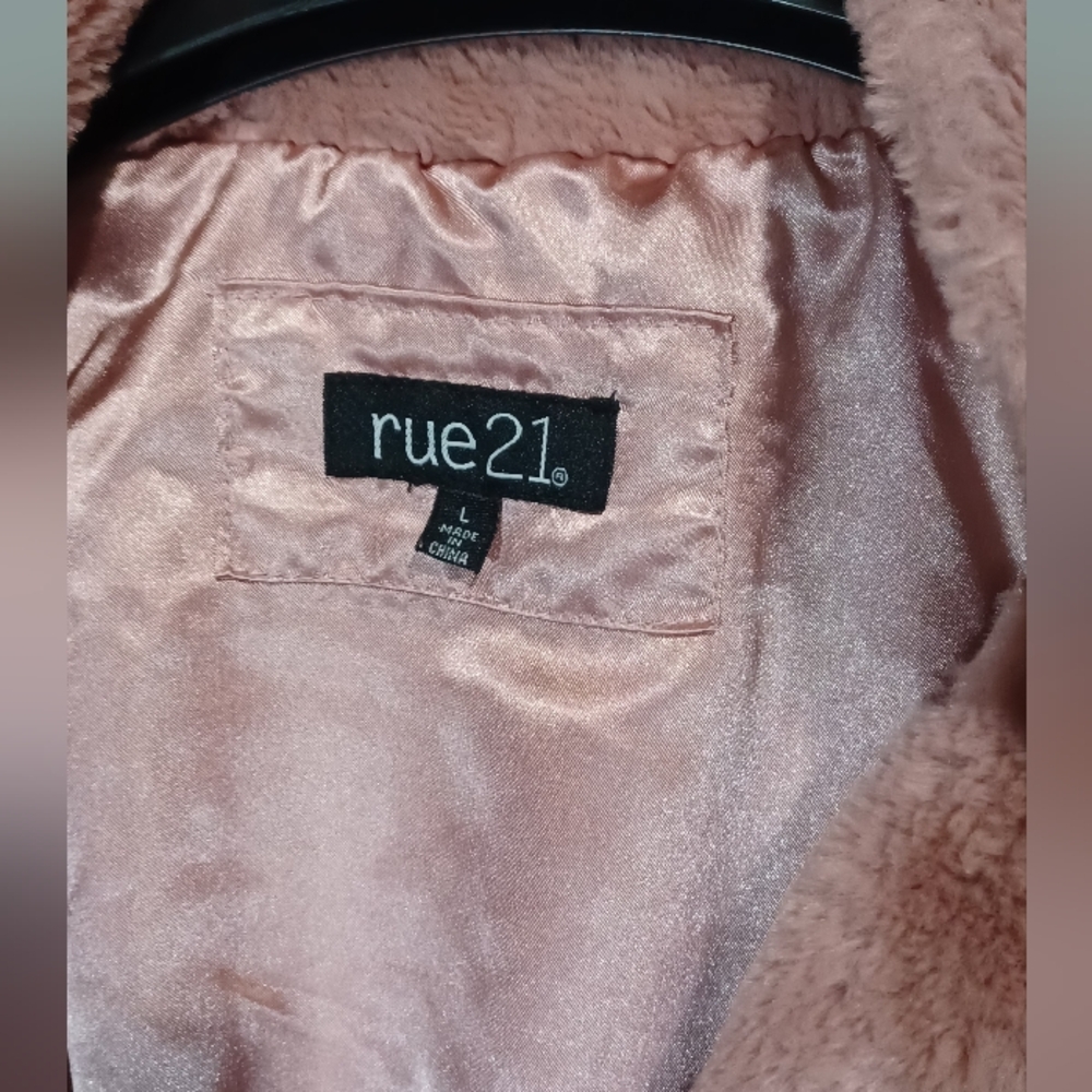 Rue21 Blush Faux Fur Coat w/side Pockets Womens